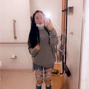 Meet your Posher, Alexis